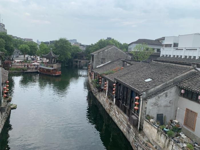 终于被国人“捧红”！比亚迪元UP小型电动SUV即将上市
