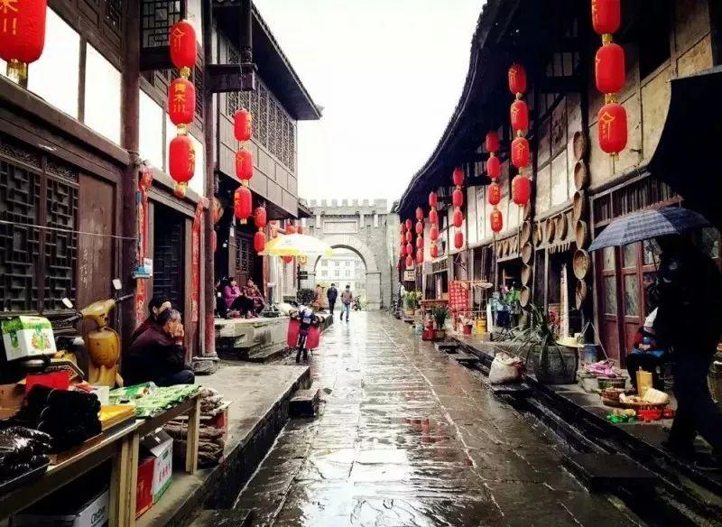 为什么中国普遍不支持高中生恋爱？游戏画面
